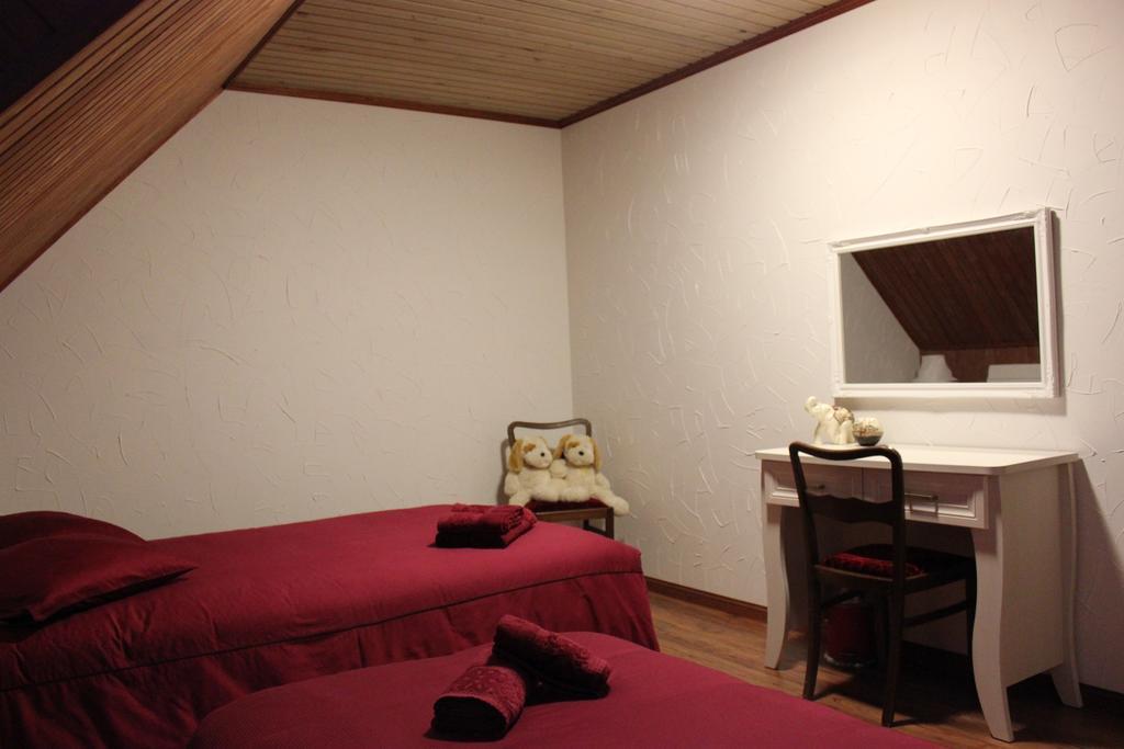 Krapi Guesthouse Treimani Rum bild