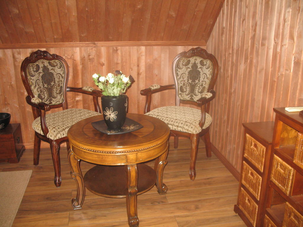 Krapi Guesthouse Treimani Rum bild