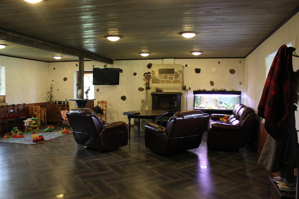 Krapi Guesthouse Treimani Rum bild